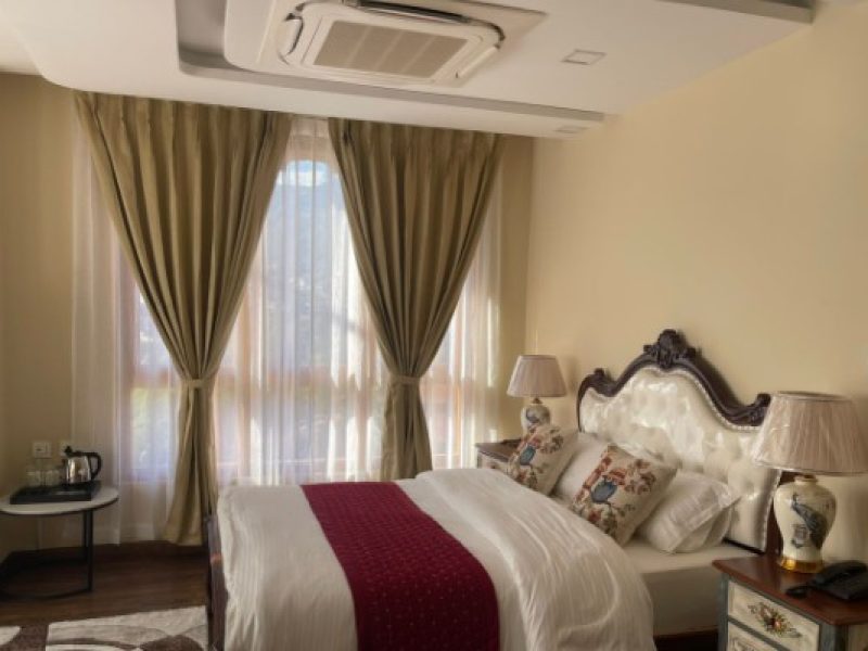 Premium Queen Room
